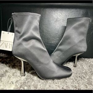 NWT Zara Metallic Heeled Ankle Boots